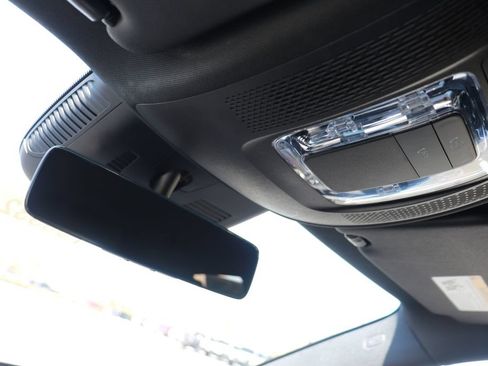 Used 2025 Mercedes-Benz GLA 250 image 29
