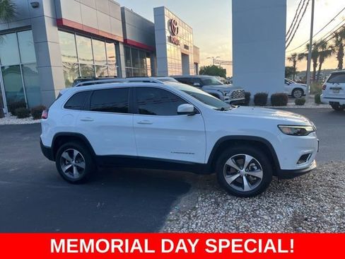 Used 2021 Jeep Cherokee Limited w/ Trailer Tow Group AWD/4WD image 2