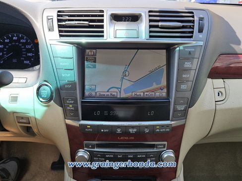 Used 2011 Lexus LS 460 L w/ Luxury Pkg RWD image 15