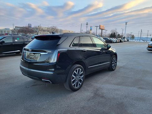 Used 2024 Cadillac XT5 Sportv image 3