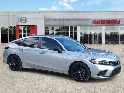 Used 2024 Honda Civic Sport image 2