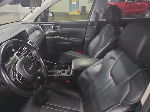 Used 2022 Kia Sorento SX FWD image 5