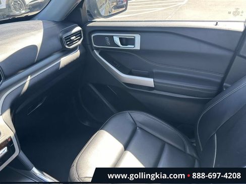 Used 2022 Ford Explorer XLT w/ Equipment Group 202A AWD/4WD image 29