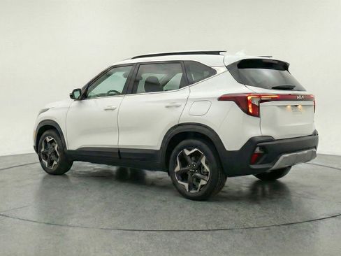 Used 2025 Kia Seltos S FWD image 6