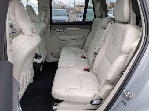 New 2026 Volvo XC90 B6 Ultra w/ Protection Package AWD/4WD image 16