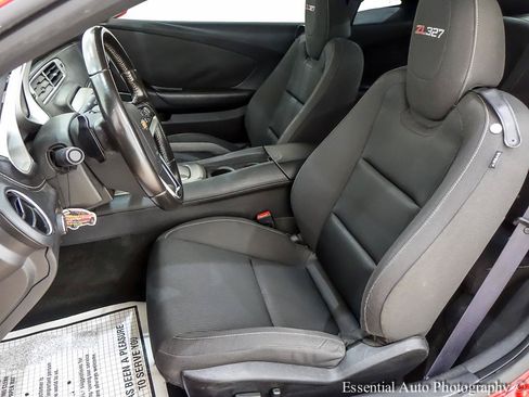 Used 2015 Chevrolet Camaro LT RWD image 13