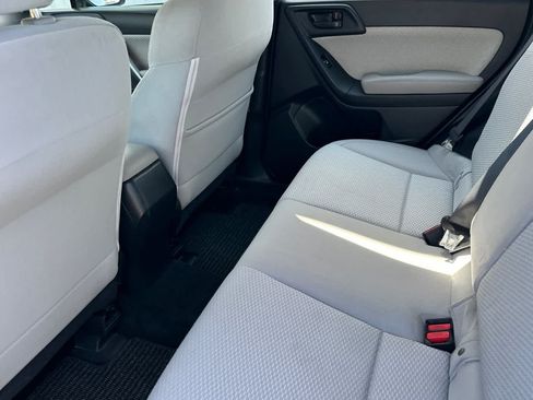 Used 2017 Subaru Forester 2.5i w/ Alloy Wheel Package AWD/4WD image 12