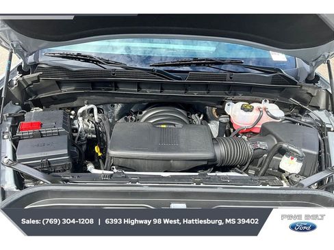 Used 2024 GMC Sierra 1500 AT4 w/ Technology Package image 8