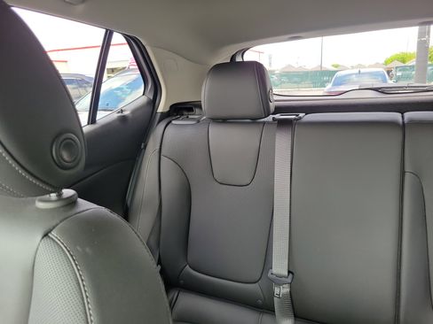 Used 2024 Buick Encore GX Sport Touring w/ Advanced Technology Package FWD image 20