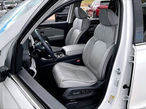 Used 2023 Honda Pilot Elite image 27