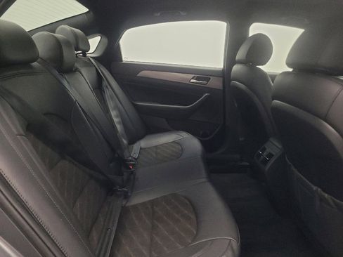 Used 2018 Hyundai Sonata Sport w/ Tech Package 05 FWD image 19