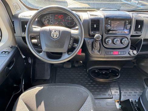 Used 2021 RAM ProMaster 2500 image 21