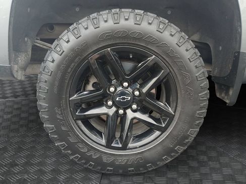 Used 2021 Chevrolet Silverado 1500 LT Trail Boss w/ Bed Protection Package AWD/4WD image 23