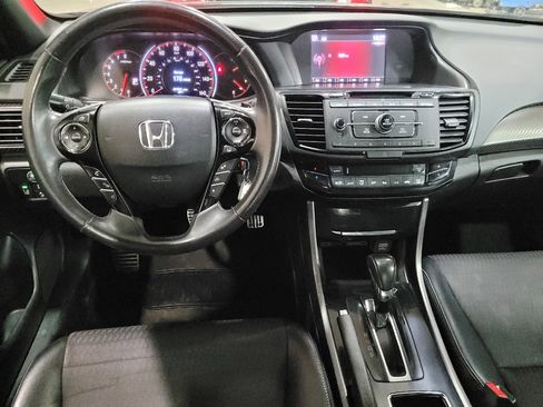 Used 2016 Honda Accord Sport image 22
