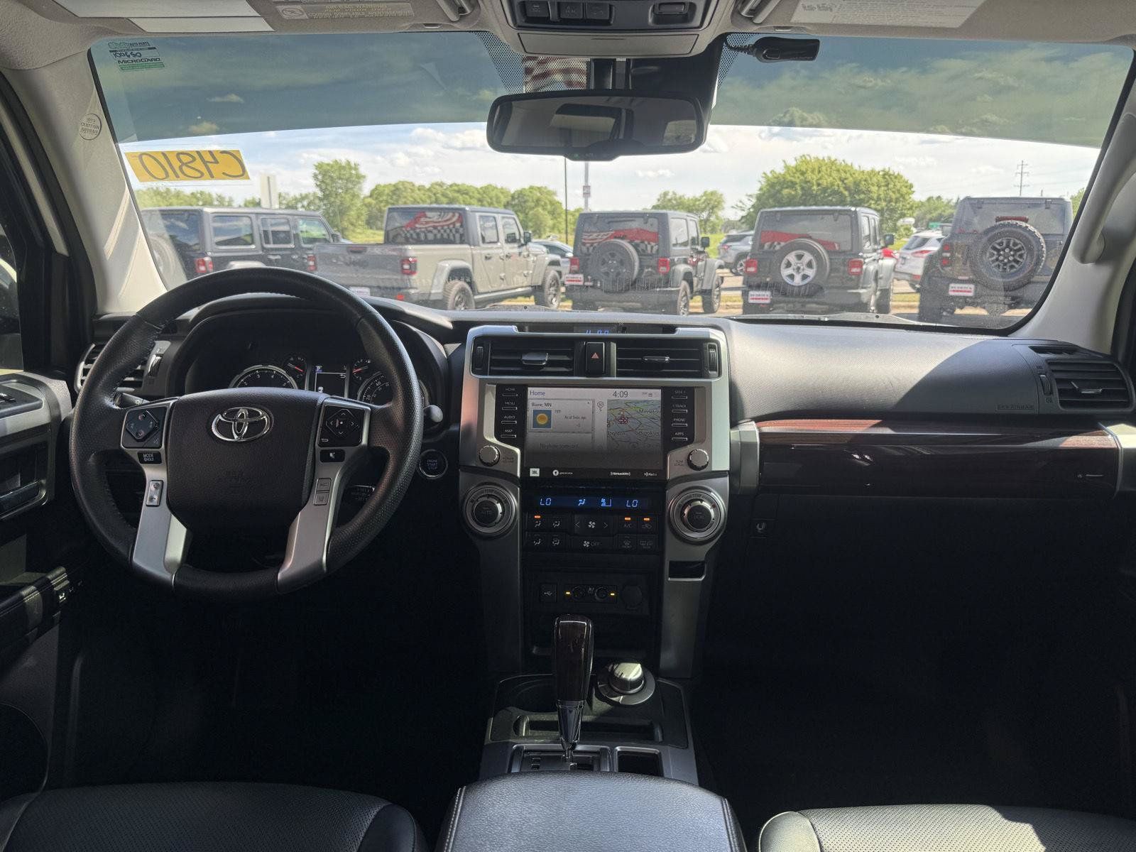 Used 2021 Toyota 4Runner Limited AWD/4WD image 28