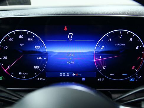 Certified 2025 Mercedes-Benz GLC 300 4MATIC image 12