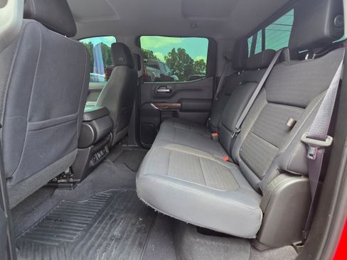 Used 2019 GMC Sierra 1500 SLE w/ SLE Value Package AWD/4WD image 19