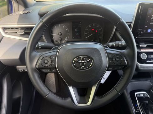 Used 2025 Toyota Corolla SE FWD image 13