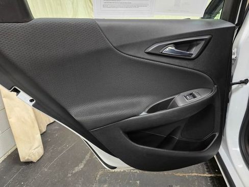 Used 2021 Chevrolet Malibu LT image 28