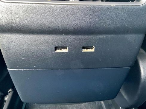 Used 2020 Tesla Model X Long Range image 32