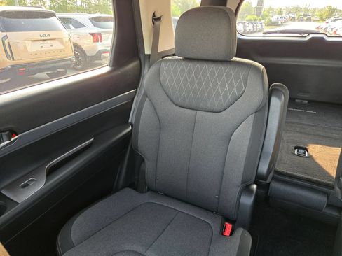Used 2021 Hyundai Palisade SEL FWD image 12