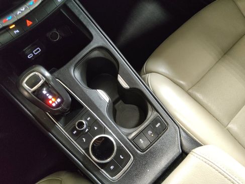 Used 2019 Cadillac XT4 Premium Luxury FWD image 26