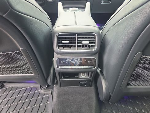 Used 2023 Mercedes-Benz GLE 450 4MATIC image 27