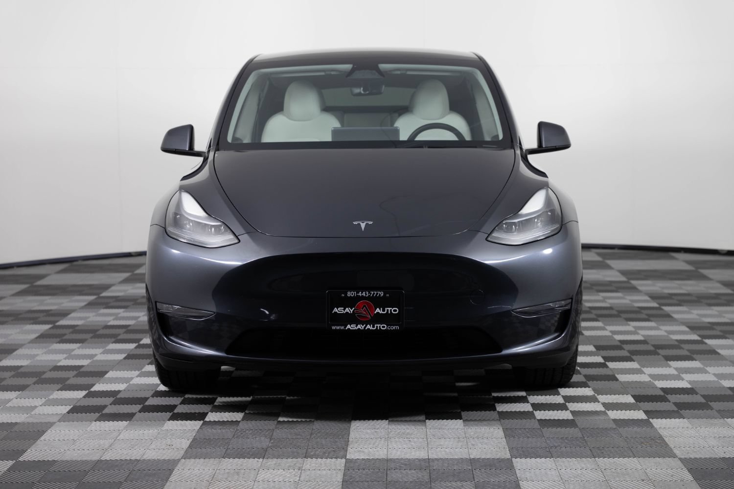 Used 2024 Tesla Model Y Long Range AWD/4WD image 11