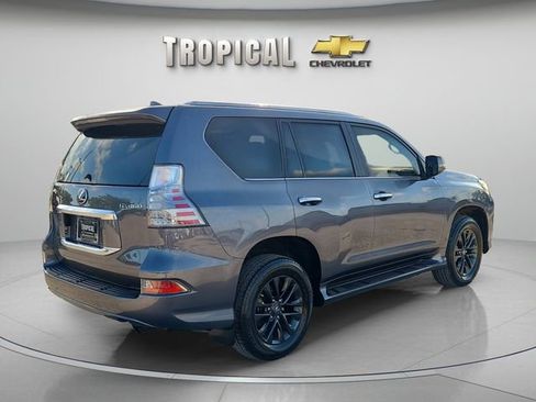 Used 2023 Lexus GX 460 Premium image 3