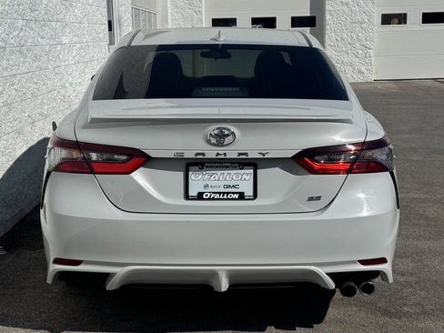 Used 2023 Toyota Camry SE image 9