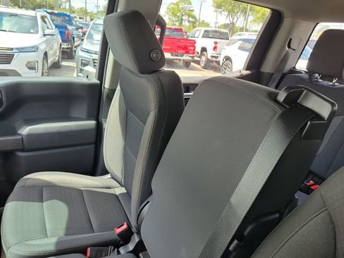 Certified 2022 Chevrolet Silverado 1500 Custom AWD/4WD image 35