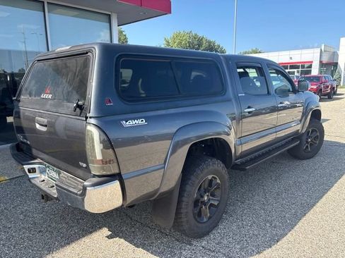 Used 2013 Toyota Tacoma 4x4 Double Cab w/ Limited Pkg image 8