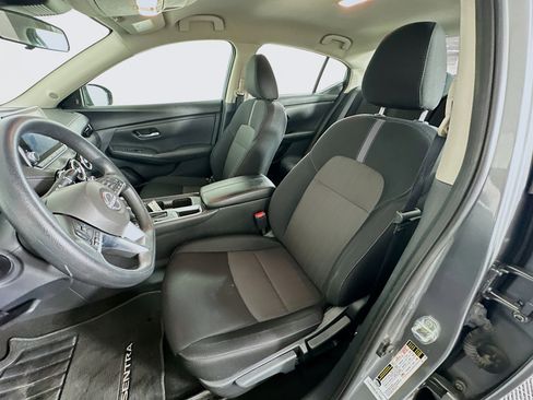 Used 2024 Nissan Sentra SV image 13