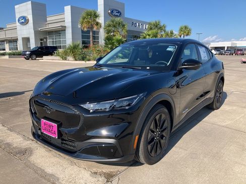 New 2025 Ford Mustang Mach-E Select image 3