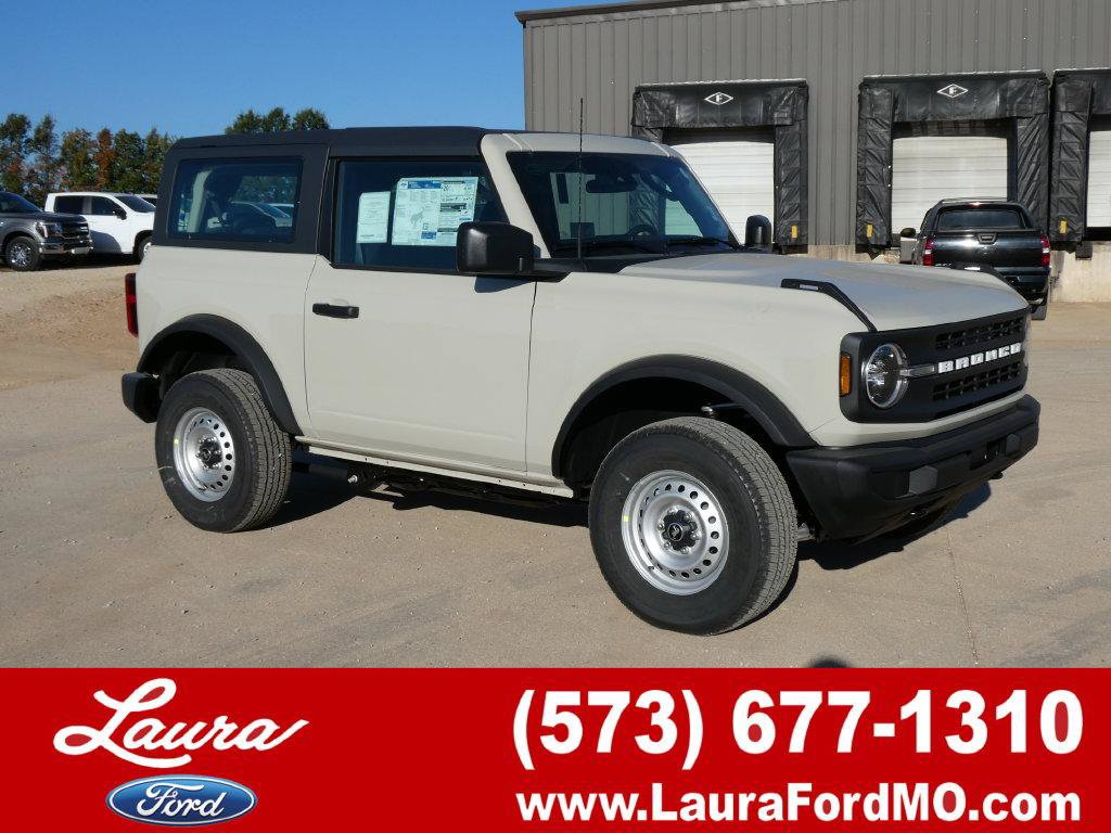 New 2026 Ford Bronco 2-Door AWD/4WD image 1