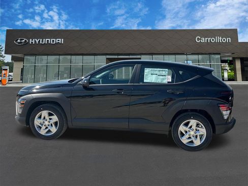 New 2026 Hyundai Kona SE image 8