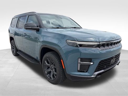 New 2026 Jeep Grand Wagoneer 4WD image 3