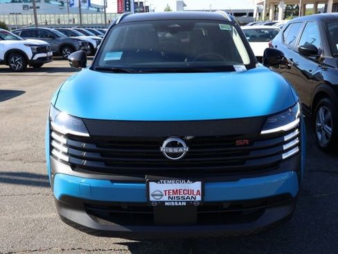 New 2025 Nissan Kicks SR image 9