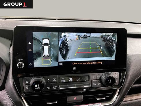 Certified 2024 Toyota Grand Highlander AWD image 27