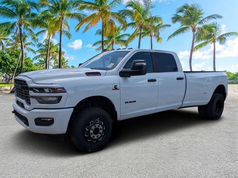 New 2026 RAM 3500 Big Horn AWD/4WD image 7