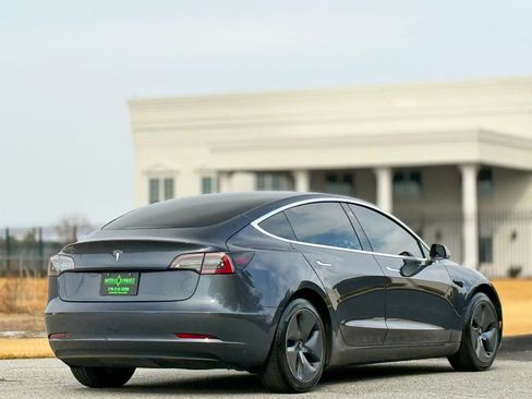 Used 2020 Tesla Model 3 image 12