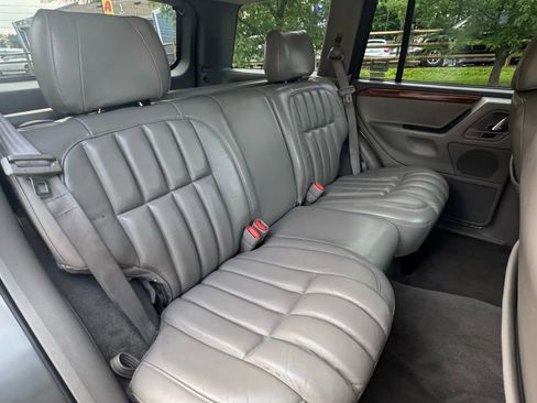 Used 1999 Jeep Grand Cherokee Limited image 24