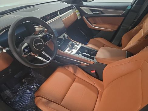 New 2026 Jaguar F-PACE R-Dynamic S AWD/4WD image 23
