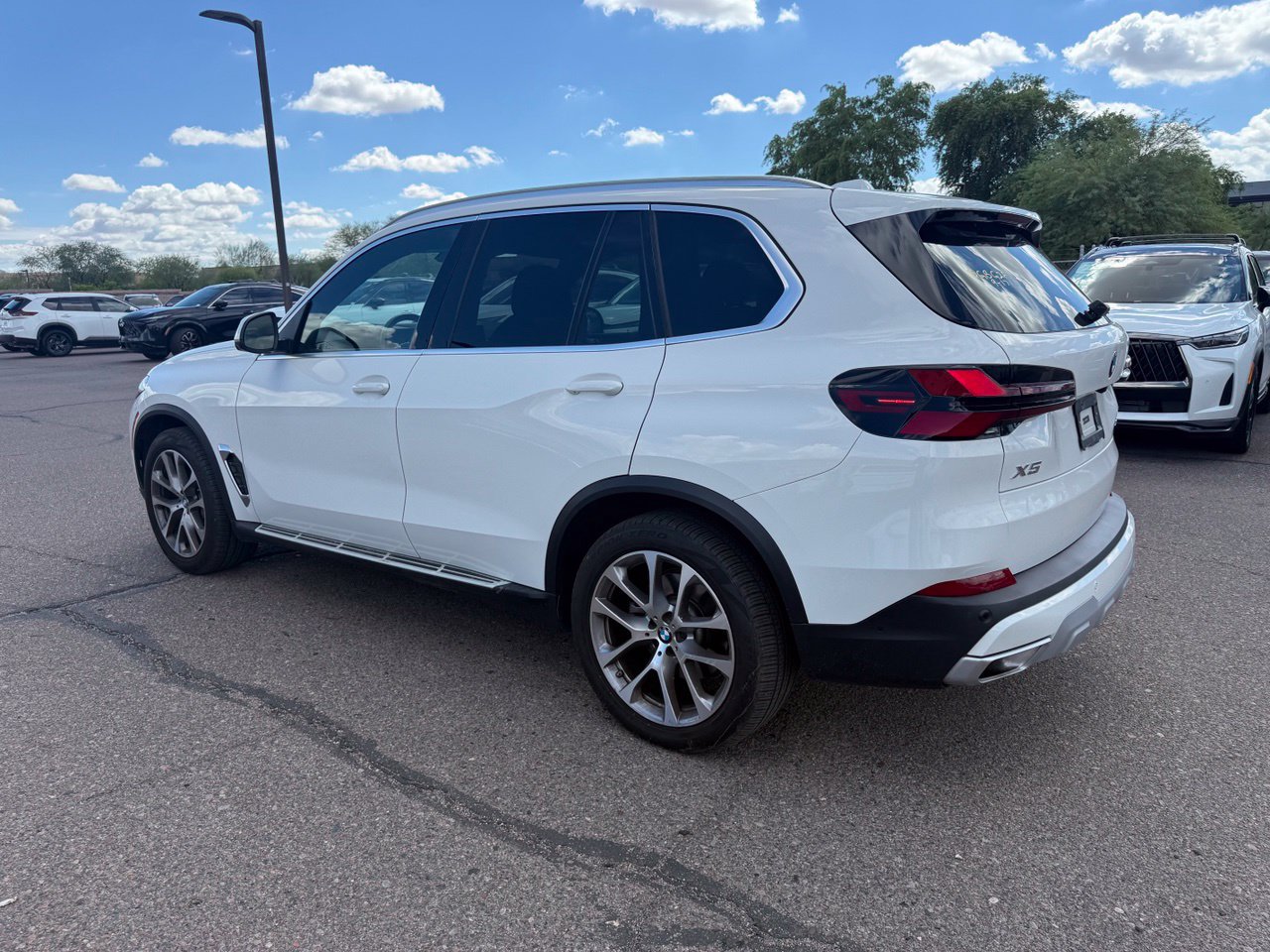 Used 2026 BMW X5 xDrive40i AWD/4WD image 7