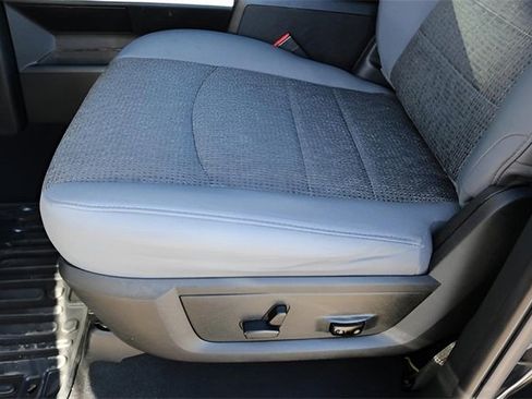 Used 2018 RAM 1500 Lone Star image 15