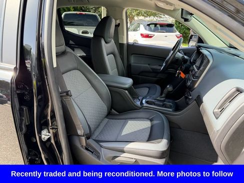 Used 2021 Chevrolet Colorado Z71 AWD/4WD image 18