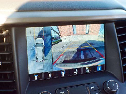 Used 2022 GMC Acadia Denali w/ Denali Ultimate Package image 25