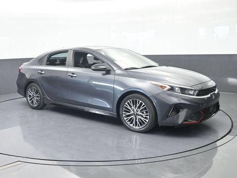 Used 2024 Kia Forte GT-Line w/ GT-Line Premium Package FWD image 8