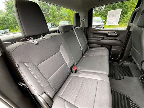 Used 2023 Chevrolet Silverado 1500 RST AWD/4WD image 15