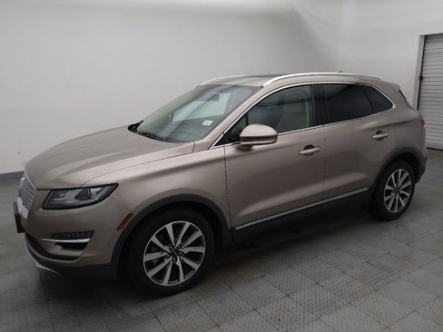 Used 2019 Lincoln MKC Reserve w/ MKC Technology Package FWD image 2